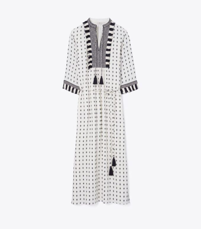 Caftan With Sweater Tassels Caftan With Sweater Tassels