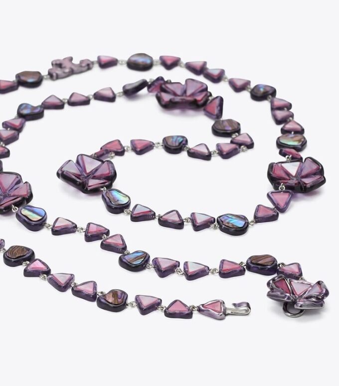 Curiosity Resin Long Necklace Curiosity Resin Long Necklace