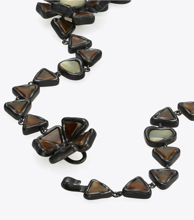 Curiosity Resin Triple Strand Necklace Curiosity Resin Triple Strand Necklace