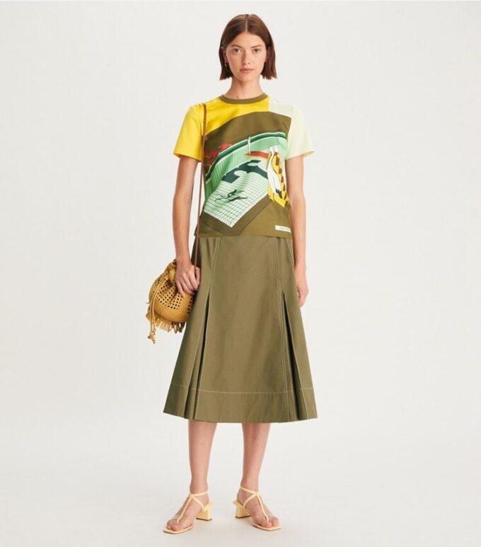 Graphic Logo T-Shirt Graphic Logo T-Shirt