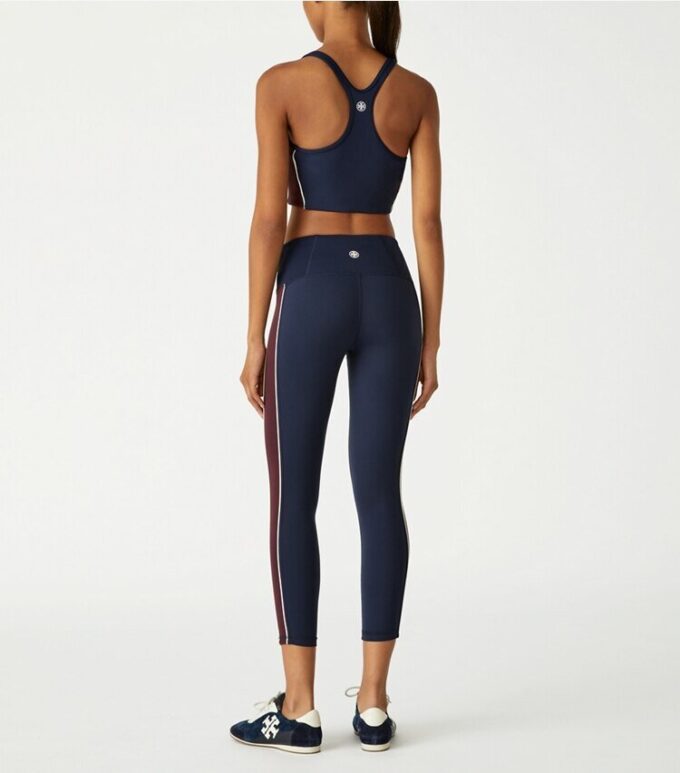 High-Rise Weightless Piped 7/8 Legging
