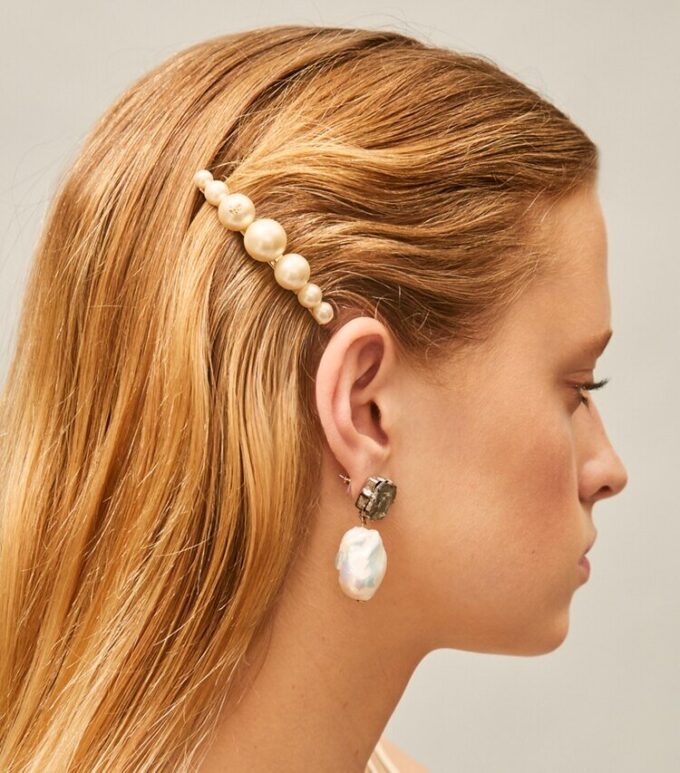 Logo Pearl Hair Clip Logo Pearl Hair Clip