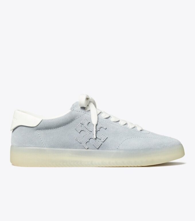 Phoenix Sneaker