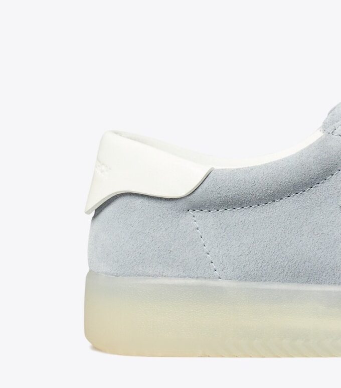 Phoenix Sneaker