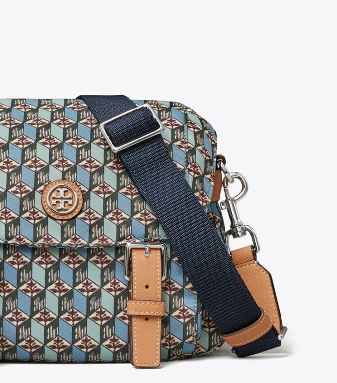Printed Nylon Small Messenger