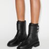 Turnlock Lug Boot