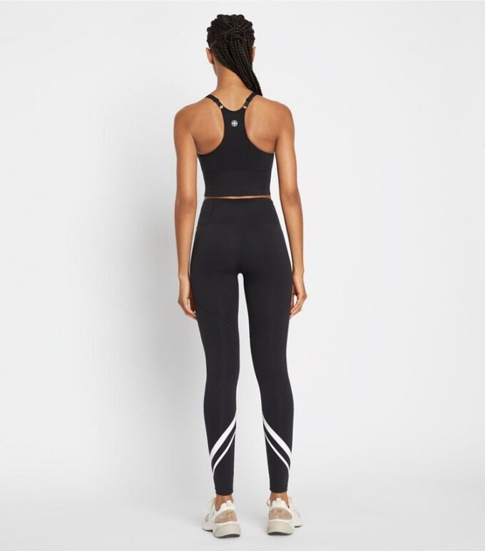 Weightless Chevron Legging